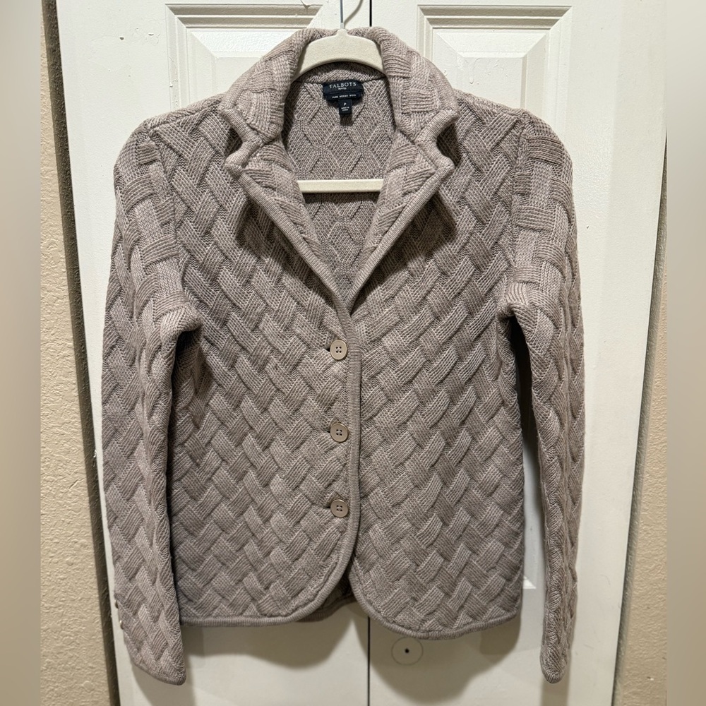 Talbots Pure Merino Wool100% Knit Sweater Blazer in Tan/Cream color, size SP